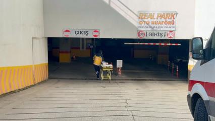 Yer: Bolu! Belediye otoparkının tuvaletinde hareketli dakikalar