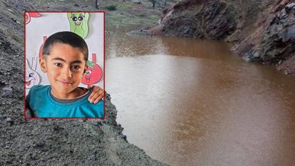 10 yaşındaki C&uuml;neyt&rsquo;e mezar olan &ccedil;ukur kapatıldı