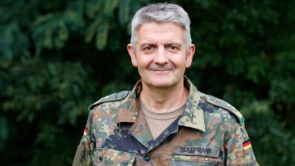 Alman korgeneralden TSK'ya &ouml;vg&uuml;