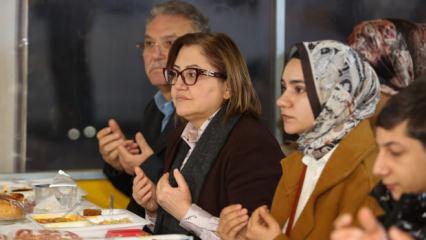 Başkan Şahin vatandaşlarla buluştu