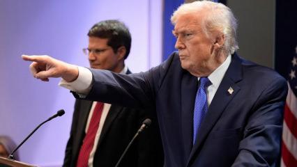 Beyaz Saray'dan İran a&ccedil;ıklaması: Trump &ouml;l&uuml;mc&uuml;l g&uuml;&ccedil; kullanmaya hazır