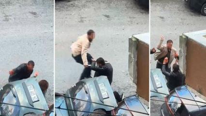 Eşini sevgilisiyle g&ouml;r&uuml;nce &ccedil;ılgına d&ouml;nd&uuml;: Sokak ortasında bı&ccedil;aklı saldırı kamerada