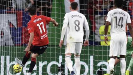 Eski bir İsrail askeriyle evli olan kaleci Filistin bayrağı &ouml;n&uuml;nde avlandı