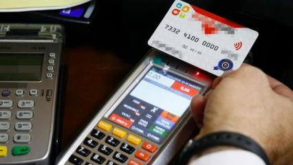 Yemek kartında y&uuml;zde 40 krizi: Kendi paramızla rezil oluyoruz