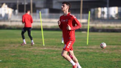 Fenerbah&ccedil;e'nin yeni transferi Adem Yeşilyurt'tan 'sosyal medya' itirafı