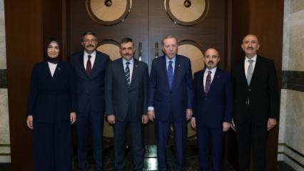 İ&ccedil;işleri Bakanlığı'nda yeni d&ouml;nem! Bakan yardımcılarının g&ouml;rev dağılımı belli oldu