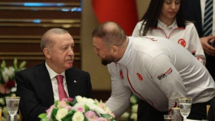 Kariyerini bitirmeyi d&uuml;ş&uuml;n&uuml;yordu! Başkan Erdoğan'a d&uuml;nya şampiyonluğu s&ouml;z&uuml; verdi