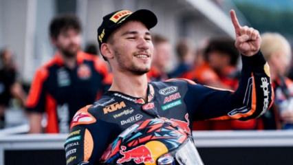 Milli motosiklet&ccedil;i Deniz &Ouml;nc&uuml;, Moto2'de ilk yarışına &ccedil;ıktı