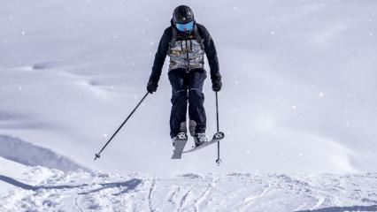 Paland&ouml;ken Kayak Merkezi'nde kar kalınlığı 285 santimetreye ulaştı
