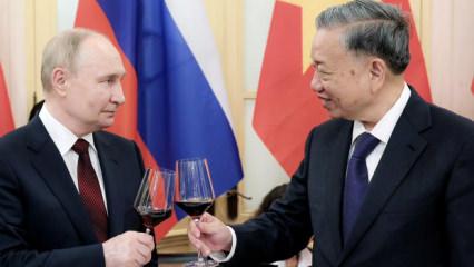 Rusya ve Vietnam arasında ikili g&ouml;r&uuml;şme