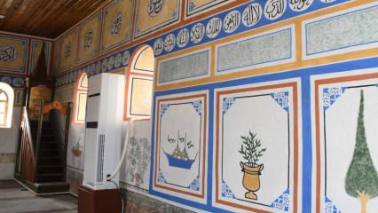 Sadece cuma namazları kılınan cami: Kalem işi s&uuml;slemeleri dikkat &ccedil;ekiyor