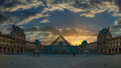 Skandalların odağındaki Louvre M&uuml;zesi'nde istifa depremi