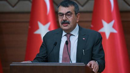 &ldquo;T&uuml;rkiye Y&uuml;zyılı Maarif Modeli'yle Dil ve D&uuml;ş&uuml;ncede Derinleşme Kongresi" d&uuml;zenlenecek