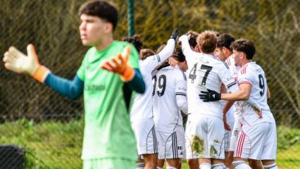 U19 derbisinde tarihi skor! Beşiktaş, Fenerbah&ccedil;e'ye fark attı