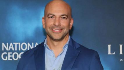 &Uuml;nl&uuml; doktor g&ouml;revinden istifa etti