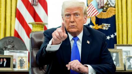 ABD İran i&ccedil;in d&uuml;ğmeye bastı! Trump'a b&uuml;y&uuml;k darbe! Savaş yetkileri...