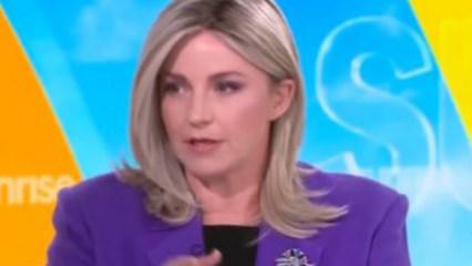 Avustralyalı yazar İran rejimine diktat&ouml;r diyen sunucuya sert &ccedil;ıktı