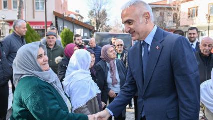 Bakan Ersoy, hemşehrileriyle iftar sofrasında buluştu