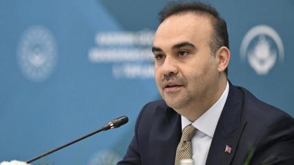 Bakan Kacır: Antarktika&rsquo;da kalıcı T&uuml;rk bilim &uuml;ss&uuml; kurmak istiyoruz