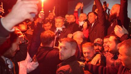 Beşiktaş 123 yaşında! Serdal Adalı taraftarlarla iftar yaptı: Camiaya seslendi