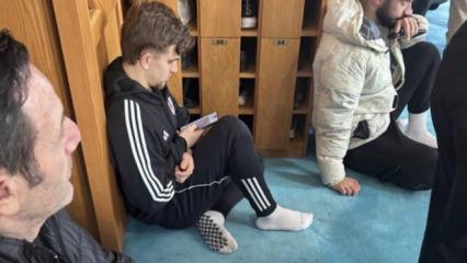 Beşiktaşlı futbolcunun camideki fotoğrafına beğeni yağıyor