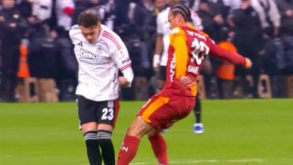 Derbide tartışmalı pozisyon! Beşiktaş kırmızı kart bekledi! Hakem kararından d&ouml;nmedi