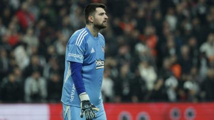 Ersin Destanoğlu ma&ccedil; sonu &ccedil;ıldırdı: Yere yatıyorlar...