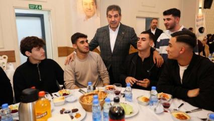 Esenler&rsquo;de Ramazan coşkusu: Meydanlar doldu, sofralar paylaşıldı, gelenekler yaşatılıyor