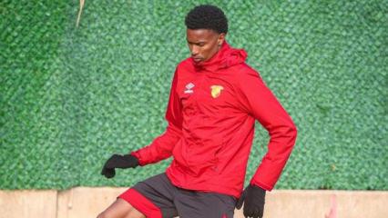 G&ouml;ztepe&rsquo;nin yeni golc&uuml;leri, Emersonn ve Sabra&rsquo;nın gerisinde