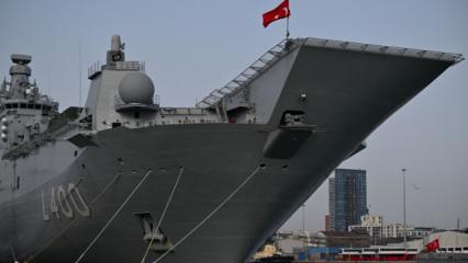 İngiliz limanında g&ouml;vde g&ouml;sterisi! Yedi d&uuml;vel hayran kaldı: TCG Anadolu g&ouml;ğ&uuml;s kabarttı