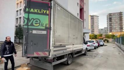 Kamyonetten &ccedil;ıktı: Tam 4 milyon 500 bin adet!