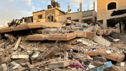 Nuseyrat&rsquo;ta İsrail tarafından evi yıkılan Mahmoud Ayyash 43 yakınını kaybetti