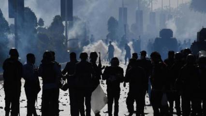 Pakistan'da sokağa &ccedil;ıkma yasağı ilan edildi