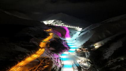 Paland&ouml;ken Kayak Merkezi, ışıl ışıl g&ouml;r&uuml;nt&uuml;s&uuml;yle gece kayağı fırsatı sunuyor