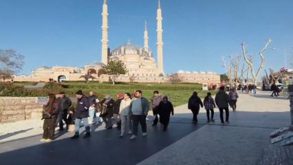 Selimiye Camii'ne yoğun ilgi: Ramazan'da ziyaret&ccedil;i akınına uğruyor