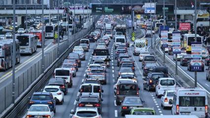 Standart dışı plaka denetimlerinde 1 Nisan'a kadar ceza kesilmeyecek