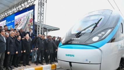 T&uuml;rkiye&rsquo;nin ulaşımında milat! İlk yerli ve milli hızlı tren raylara indi!