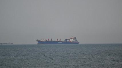 H&uuml;rm&uuml;z Boğazı'nın kapanmasıyla K&ouml;rfez'e ve K&ouml;rfez'den deniz trafiği durdu