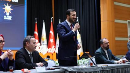 AK Parti gazetecilerle sahurda buluştu! &Ouml;zdemir: Biz dava arkadaşıyız