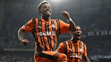 Arda Turan'ın Shakhtar'ından &ccedil;ılgın zafer! &Ccedil;eyrek finale g&ouml;z kırptı