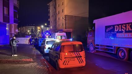 Babası ve ağabeyini silahla &ouml;ld&uuml;r&uuml;p, babaannesini yaraladı