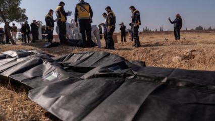 Esed rejiminden kan donduran infaz! Karargahın dibinden toplu mezar &ccedil;ıktı!