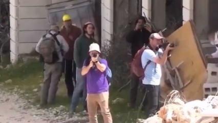 Filistin topraklarını gasbeden İsrailli yerleşimciler bir Filistinliyi &ouml;ld&uuml;rd&uuml;