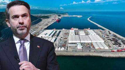 Enerji filosunun &uuml;ss&uuml;! Bakan Bayraktar paylaştı
