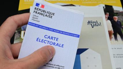 Fransa'da yerel se&ccedil;imler! Oy verme işlemi başladı