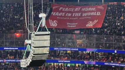 Galatasaray-Liverpool ma&ccedil;ına damga vurdu! İngilizlerden Atat&uuml;rk pankartı