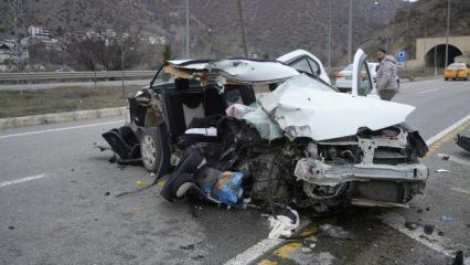 Hafta sonu yollarda can pazarı: 3 &ouml;l&uuml;, 34 yaralı