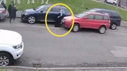 Londra'da al&ccedil;ak saldırı! Sadece M&uuml;sl&uuml;man diye kadını arabayla ezdi