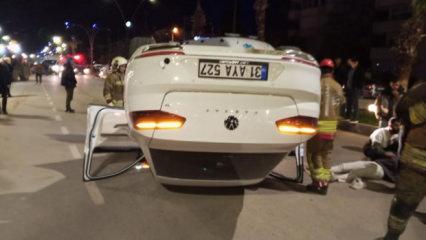 Motosiklete &ccedil;arpan otomobil takla atarak ters d&ouml;nd&uuml;: 2 yaralı