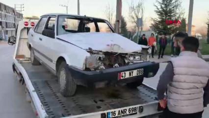 Otomobil park halindeki TIR&rsquo;a &ccedil;arptı: 1 yaralı